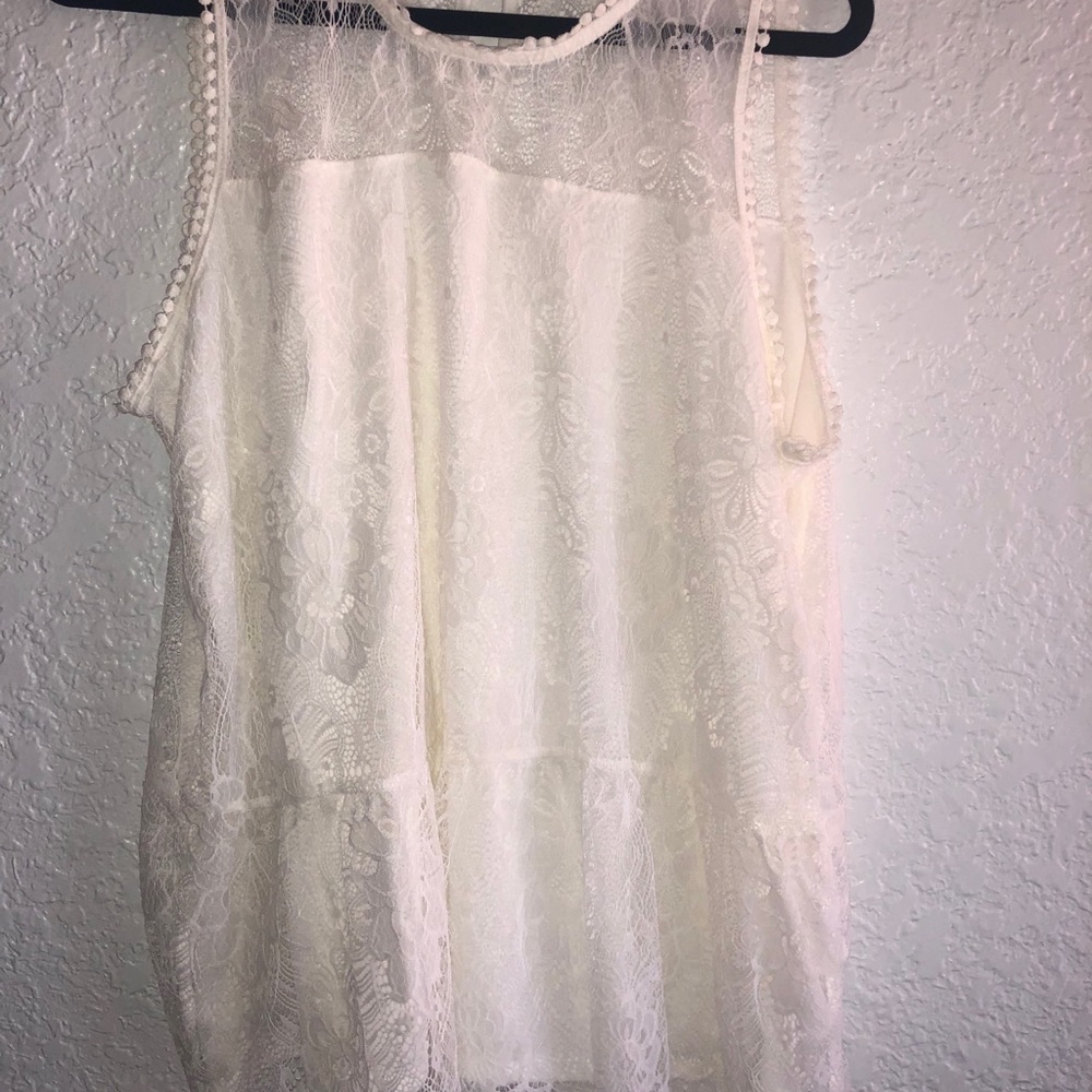 Paper & Tee 1x sleeveless blouse never worn ivory